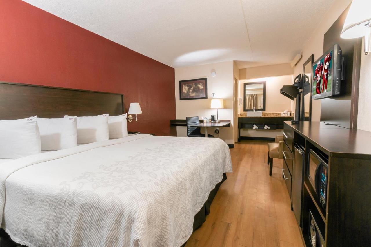 Red Roof Inn Plus+ Baltimore - Washington Dc/Bwi South Hanover Bagian luar foto